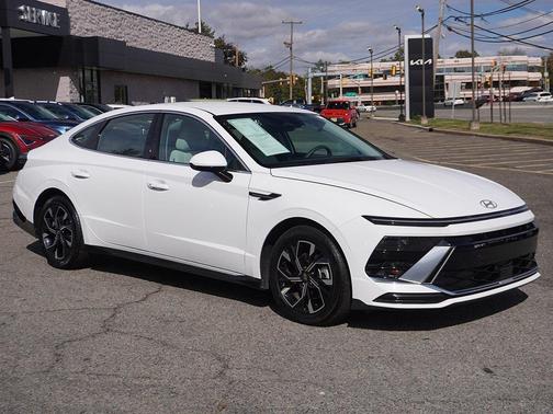 2024 Hyundai SONATA SEL