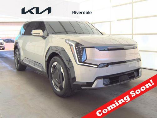 Ivory Silver 2024 Kia EV9 Land