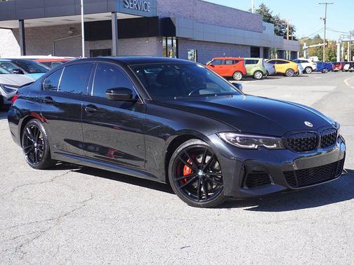 Black Sapphire Metallic 2021 BMW M340 i xDrive