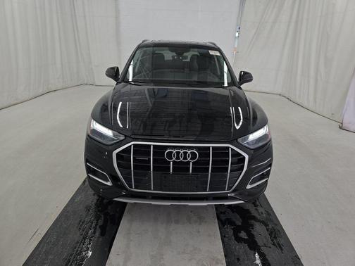 2023 Audi Q5 40 Premium