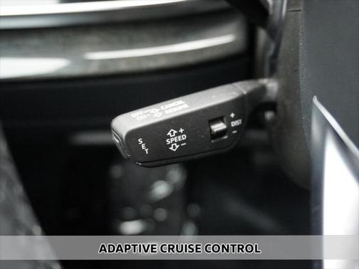 2022 Audi Q7 55 Premium Plus