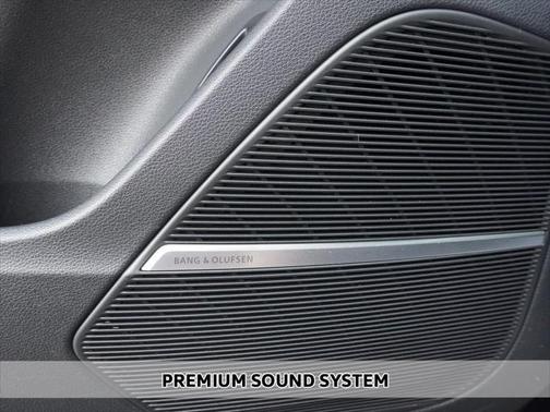 2022 Audi Q7 55 Premium Plus