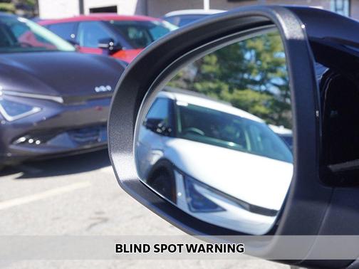 2023 Mercedes-Benz GLC 300 4MATIC