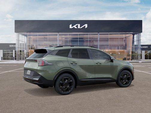 Jungle Green 2026 Kia Sportage Plug-In Hybrid X-Line
