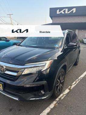 2019 Honda Pilot Touring 8-Passenger