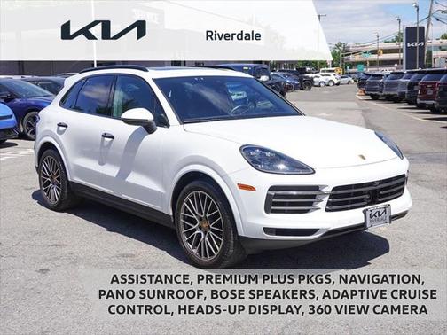 2023 Porsche Cayenne Platinum Edition
