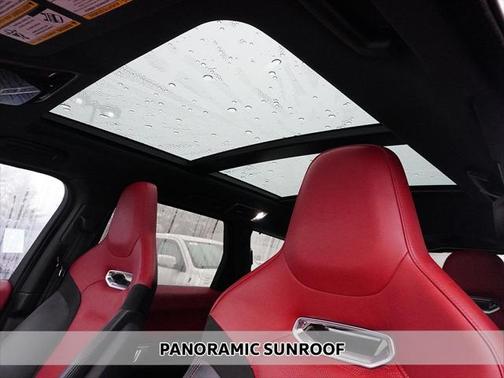2022 Land Rover Range Rover Sport SVR