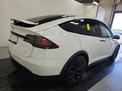 2022 Tesla Model X Plaid Tri Motor All-Wheel Drive