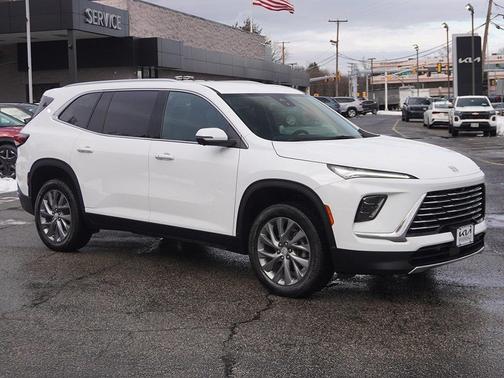 2025 Buick Enclave Preferred FWD