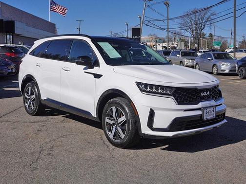 2022 Kia Sorento S