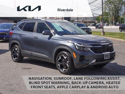 Gravity Gray 2024 Kia Seltos EX