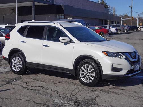 2017 Nissan Rogue SV