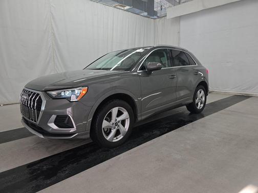 2022 Audi Q3 40 Premium