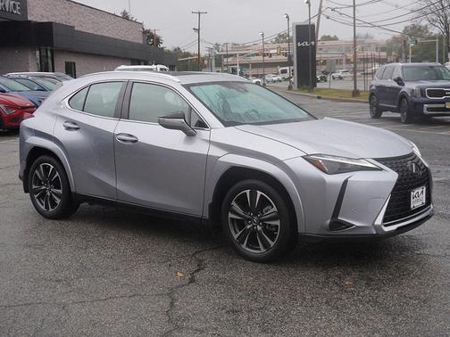 2024 Lexus UX 250h Base