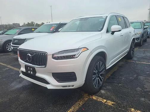 2020 Volvo XC90 T5 Momentum