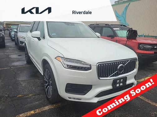 2020 Volvo XC90 T5 Momentum