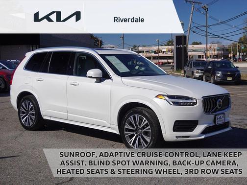 2020 Volvo XC90 T5 Momentum
