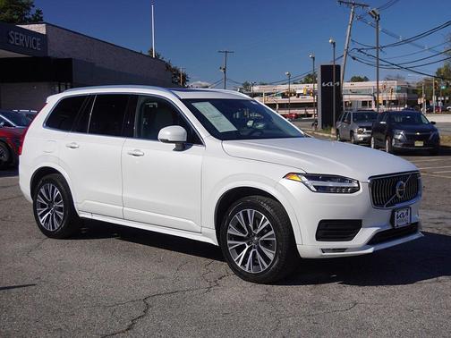 2020 Volvo XC90 T5 Momentum