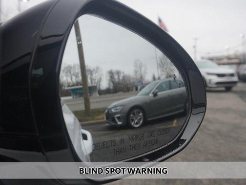 Glacial White Pearl 2023 Kia K5 GT-Line