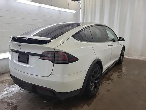 2022 Tesla Model X Dual Motor All-Wheel Drive