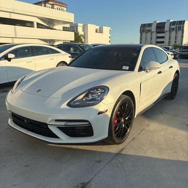 2019 Porsche Panamera Turbo