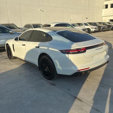 2019 Porsche Panamera Turbo