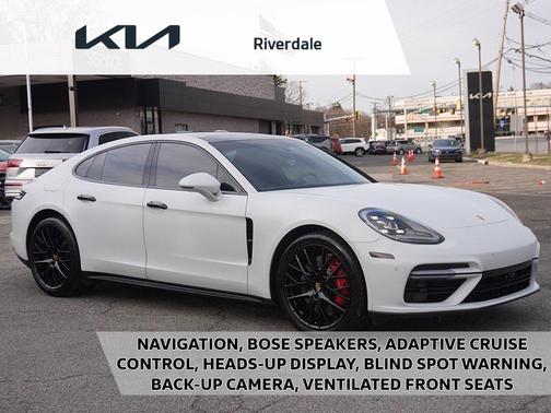 2019 Porsche Panamera Turbo