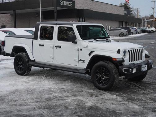 2022 Jeep Gladiator Sport S