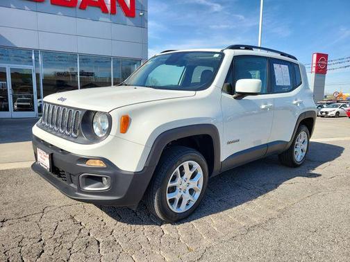 Alpine White 2017 Jeep Renegade Latitude