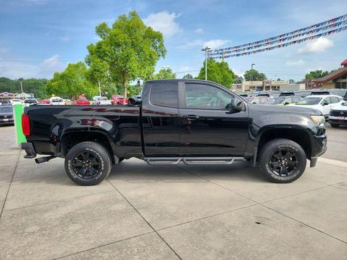 Black 2015 Chevrolet Colorado LT