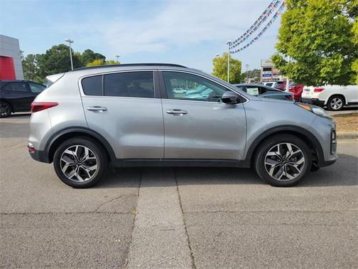 2022 Kia Sportage EX