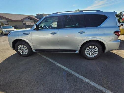 2022 Nissan Armada SV 2WD