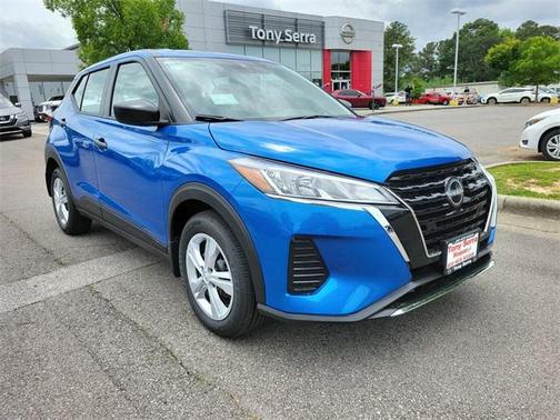 2025 Nissan Kicks S
