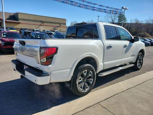 2023 Nissan Titan Platinum Reserve