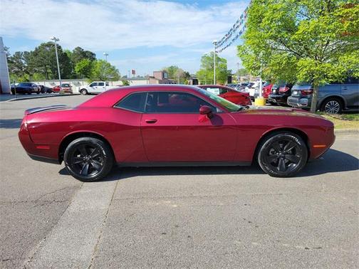 2022 Dodge Challenger SXT
