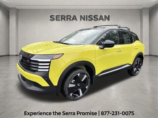 Yuzu Yellow Metallic/Super Black 2026 Nissan Kicks SR