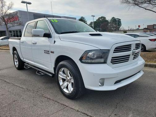 2015 RAM 1500 Sport