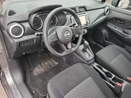 2023 Nissan Versa 1.6 S