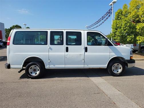 2003 Chevrolet Express 2500 Base