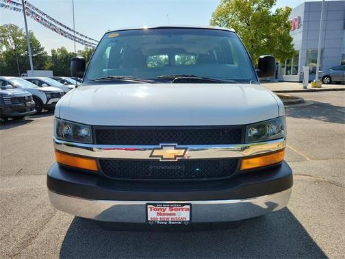 2003 Chevrolet Express 2500 Base