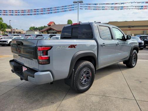 Boulder Gray Pearl 2026 Nissan Frontier PRO-4X
