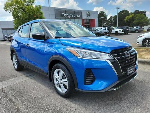 2025 Nissan Kicks S