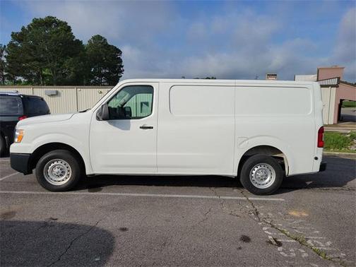 2017 Nissan NV Cargo NV2500 HD S V6
