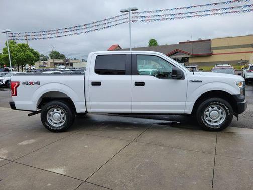OXFORD WHITE 2017 Ford F-150 XL