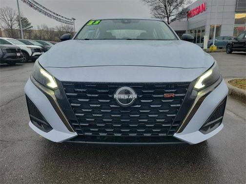 2023 Nissan Altima SR FWD