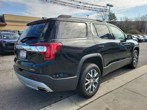 2023 GMC Acadia AWD SLT