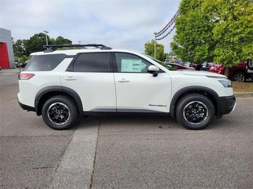 2025 Nissan Pathfinder Rock Creek 4WD
