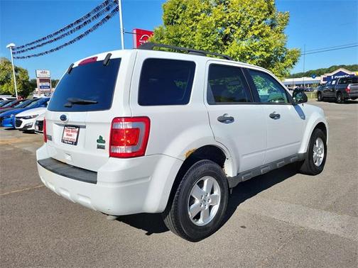 2011 Ford Escape XLT