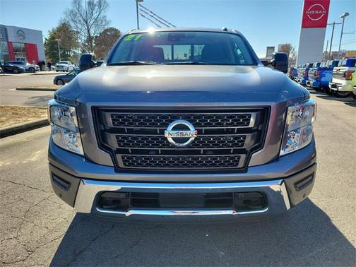 2021 Nissan Titan SV