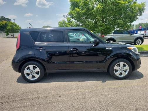 2017 Kia Soul Base